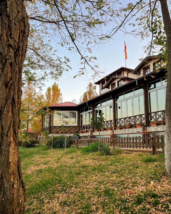 Hotel Etno Selo Timcevski Vojnik ภายนอก รูปภาพ